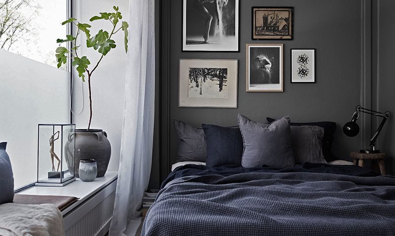 Reasons-to-go-for-darker-bedroom-interior-walls-designs-hd